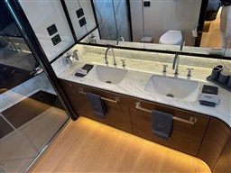 Absolute - Absolute 68 Navetta
