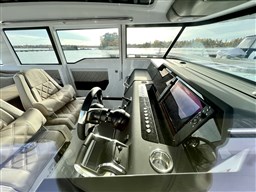Axopar - 37 Xc Cross Cabin
