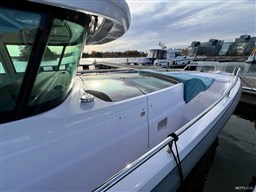 Axopar - 37 Xc Cross Cabin