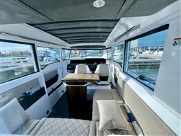 Axopar - 37 Xc Cross Cabin