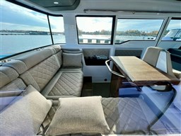 Axopar - 37 Xc Cross Cabin