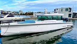 Axopar - 37 Xc Cross Cabin
