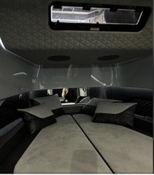 Axopar - Brabus 900 Shadow