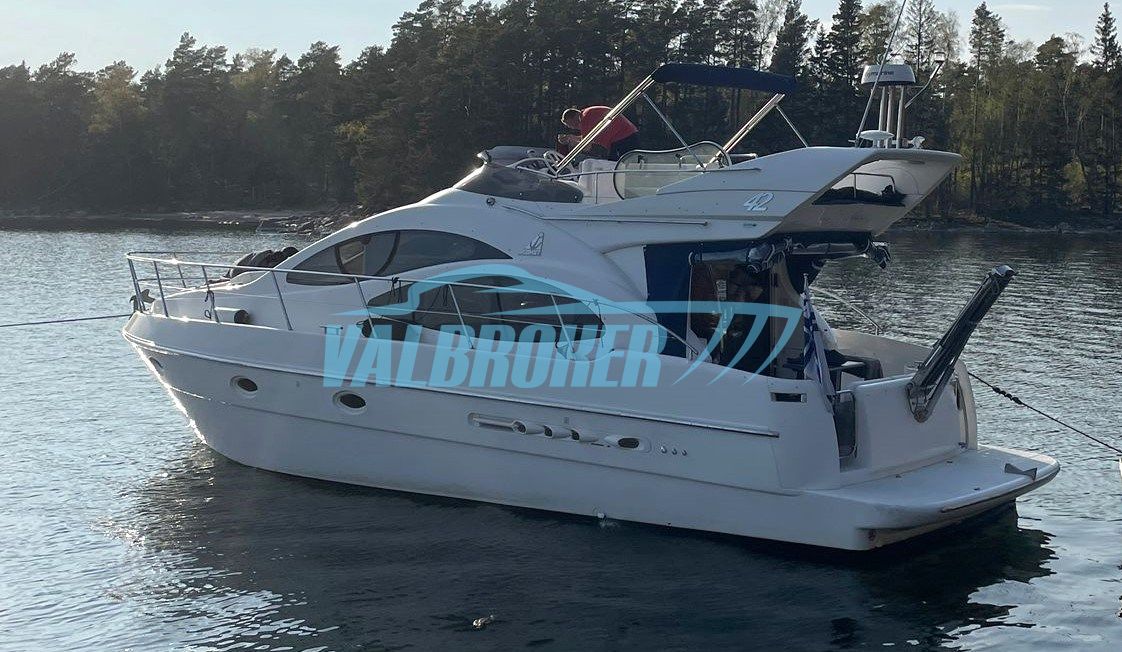 Azimut | 42