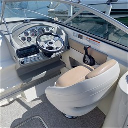 Bayliner - 702 Cuddy