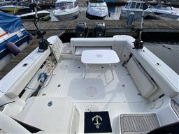 Boston Whaler - 285 Conquest