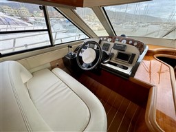 Cayman - 42 Fly
