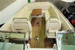 Chris Craft - Corsair 28