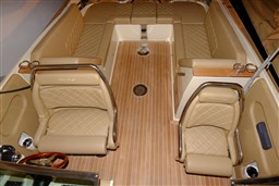 Chris Craft - Corsair 32