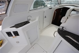 Cruisers Yachts - 390 Sc