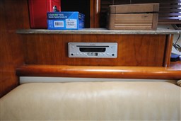 Cruisers Yachts - 390 Sc