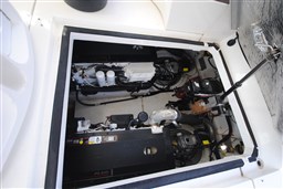 Cruisers Yachts - 390 Sc