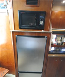 Cruisers Yachts - 390 Sc