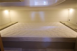 Fairline - F-Line 33