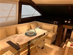 Ferretti Yachts - Ferretti 670