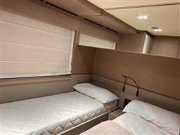 Ferretti Yachts - Ferretti 670