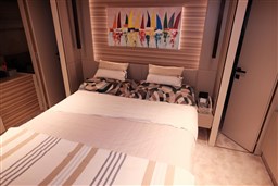Ferretti Yachts - Ferretti 670