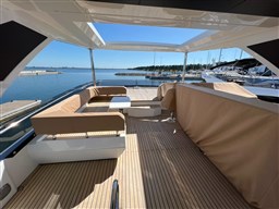 Galeon - 680 Fly