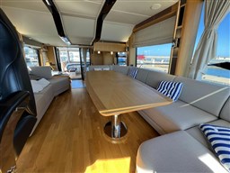 Galeon - 680 Fly