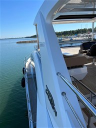 Galeon - 680 Fly