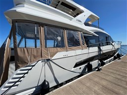 Galeon - 680 Fly
