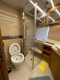 Galeon - 680 Fly