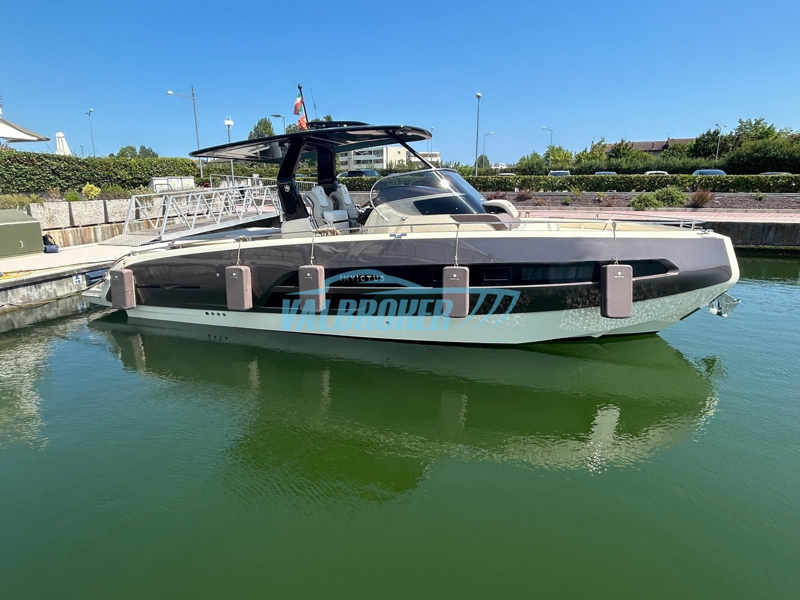 Invictus | Gt320