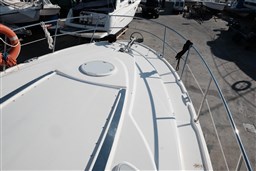 Monterey Boats - 415 Sy Sport Yacht