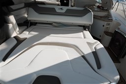 Monterey Boats - 415 Sy Sport Yacht