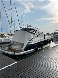 Monterey Boats - 415 Sy Sport Yacht