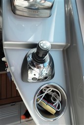 Monterey Boats - 415 Sy Sport Yacht