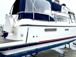 Nimbus - 340 Commander