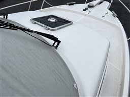 Nimbus - 340 Commander