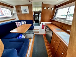Nimbus - 340 Commander