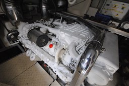 Overmarine - Mangusta 72