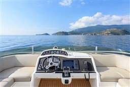 Princess Yachts - 62 Fly