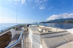 Princess Yachts - 62 Fly