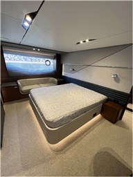 Princess Yachts - S78