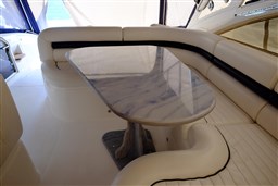 Princess Yachts - V 42