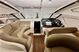 Princess Yachts - V 48