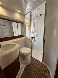 Princess Yachts - V 48
