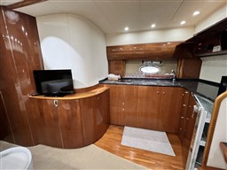 Princess Yachts - V 48