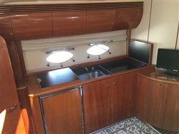 Princess Yachts - V50