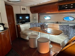 Princess Yachts - V50