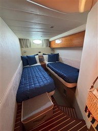 Princess Yachts - V50