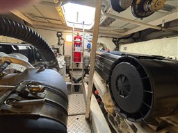 Princess Yachts - V50
