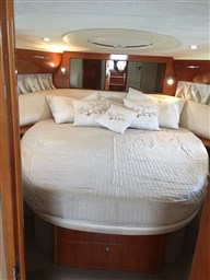 Princess Yachts - V50