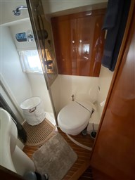 Princess Yachts - V50