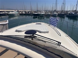 Princess Yachts - V50