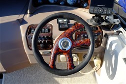 Regal Marine - Commodore 2665